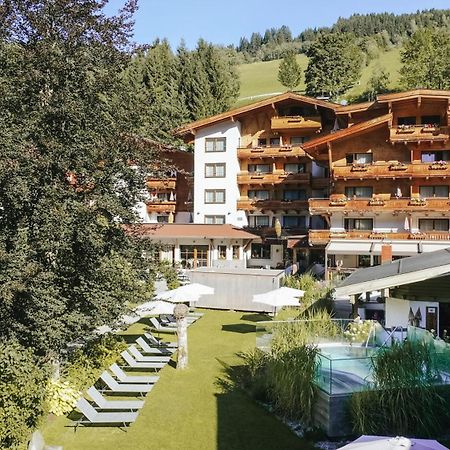 Hotel Die Sonne Saalbach-Hinterglemm Exterior foto